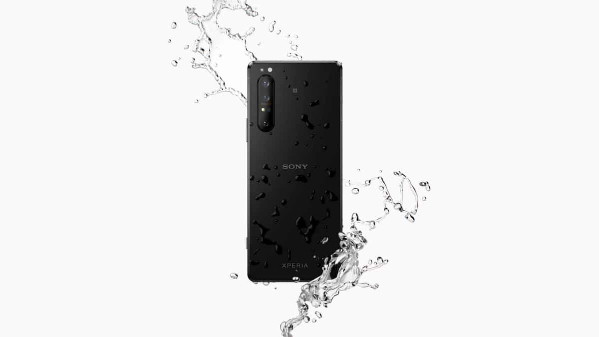 Xperia 1 II - Pic XPERIA 1 ll Water Resistant - ภาพที่ 1