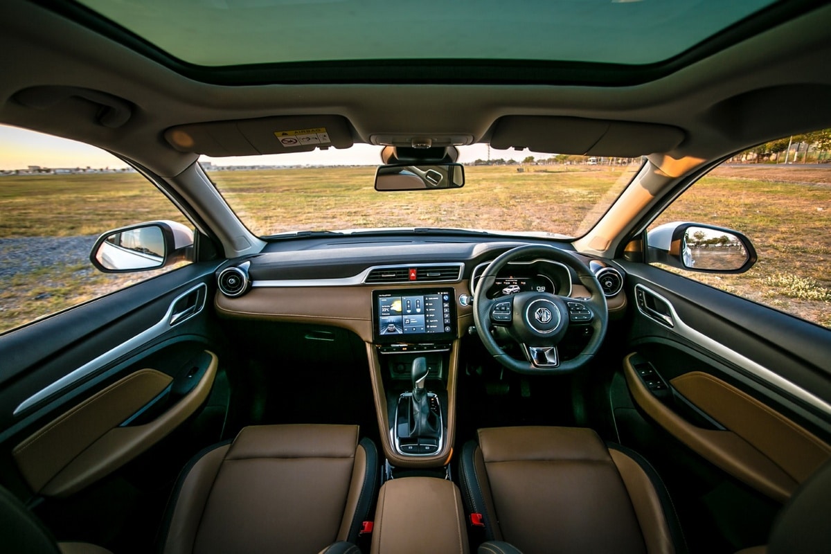 - MG MG ZS Smartest Driving Buddy Interior - ภาพที่ 7
