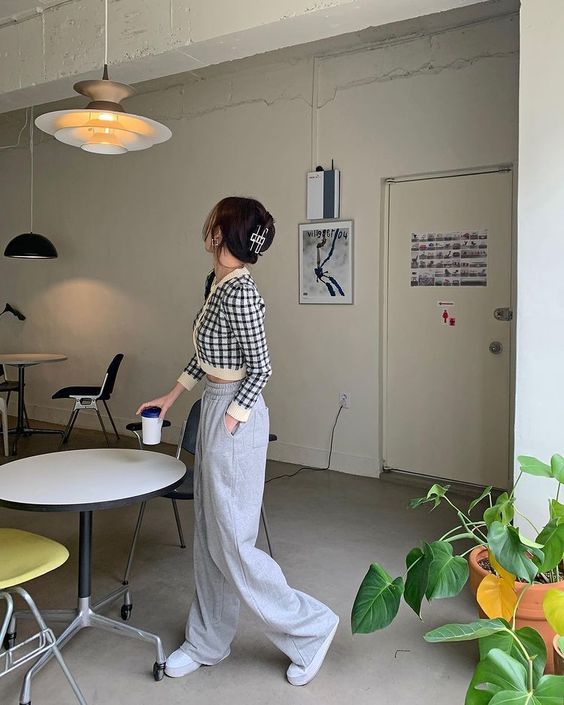 ไอเดียถ่ายรูปไม่เห็นหน้า แบบสาวขี้อาย ที่ถ่ายยังไง ก็ออกมาชิค 22