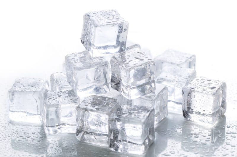 โรคติดน้ำแข็ง - ice cubes table - ภาพที่ 5