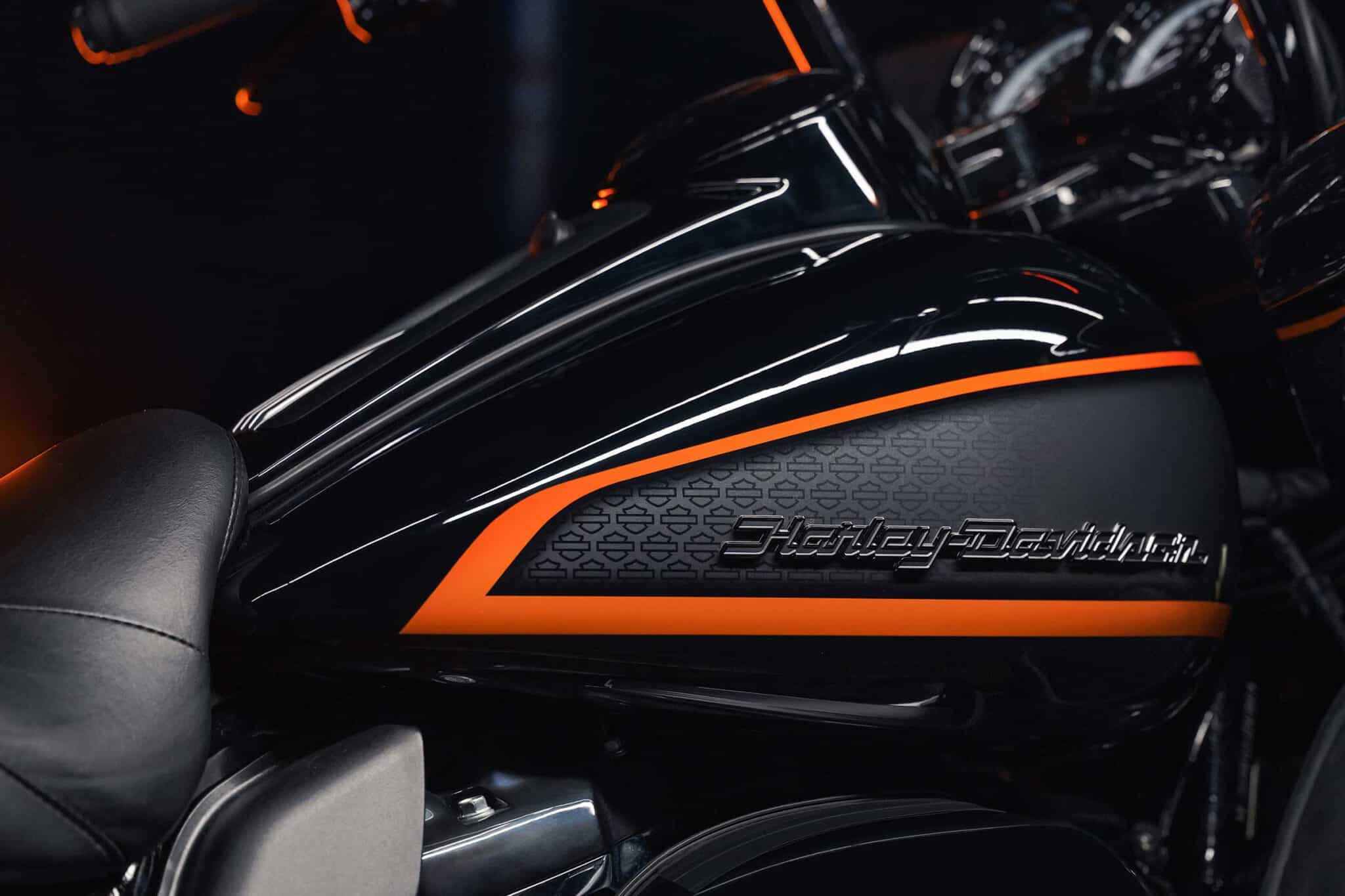 - 02 Apex Custom Paint Harley Davidson scaled - ภาพที่ 3