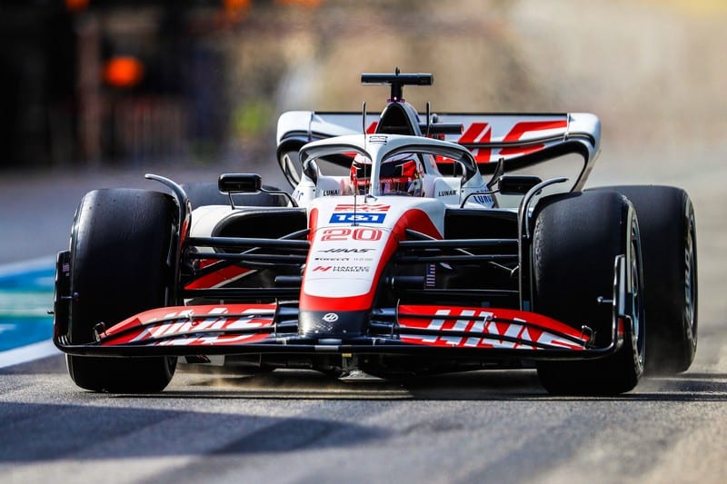 - Haas F1 Team car with Hantec Markets - ภาพที่ 1