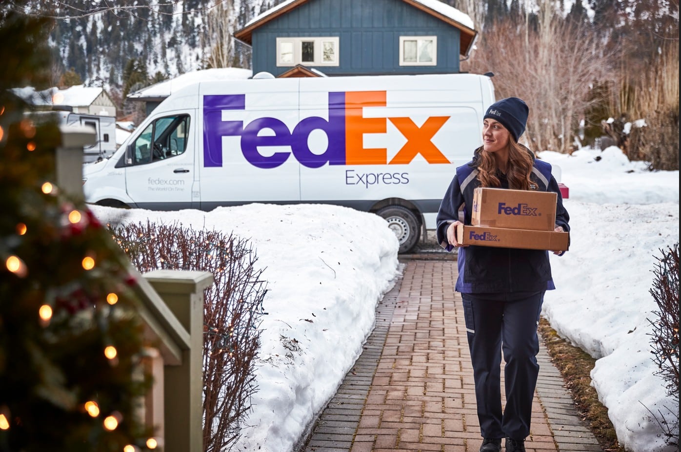 เตรียมพร้อมเฉลิมฉลองเทศกาลแห่งความสุข - FedEx delivers holidays - ภาพที่ 1