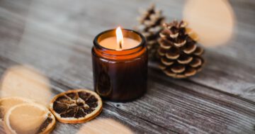 ประโยชน์ของเทียนหอม - decorative candle dried orange slices pine cones Large - ภาพที่ 1