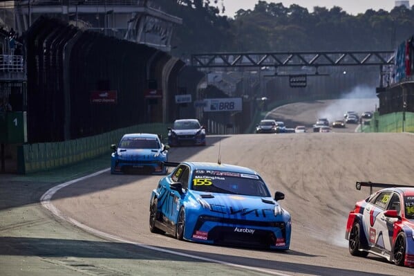 Lynton Racing Pole to Pinnacle: Lynk & Co Cyan Racing Shines on the World Stage ...