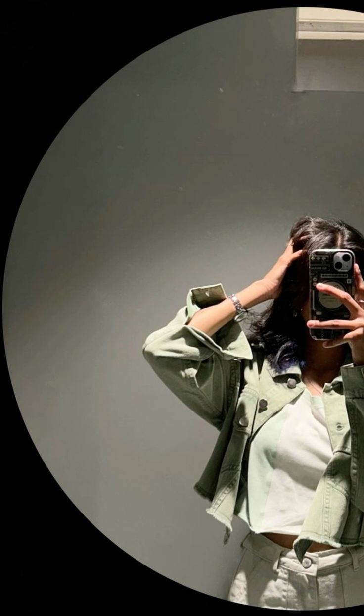 35 ไอเดียถ่ายรูปหน้ากระจก เซลฟี่ยังไงให้ดูดี ถ่ายเองก็ได้รูปสวยปัง! 3