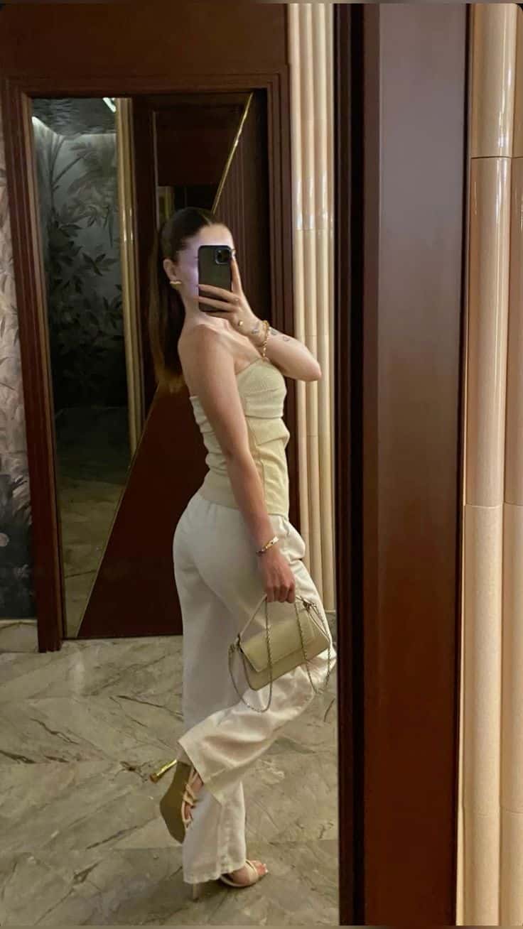 35 ไอเดียถ่ายรูปหน้ากระจก เซลฟี่ยังไงให้ดูดี ถ่ายเองก็ได้รูปสวยปัง! 23