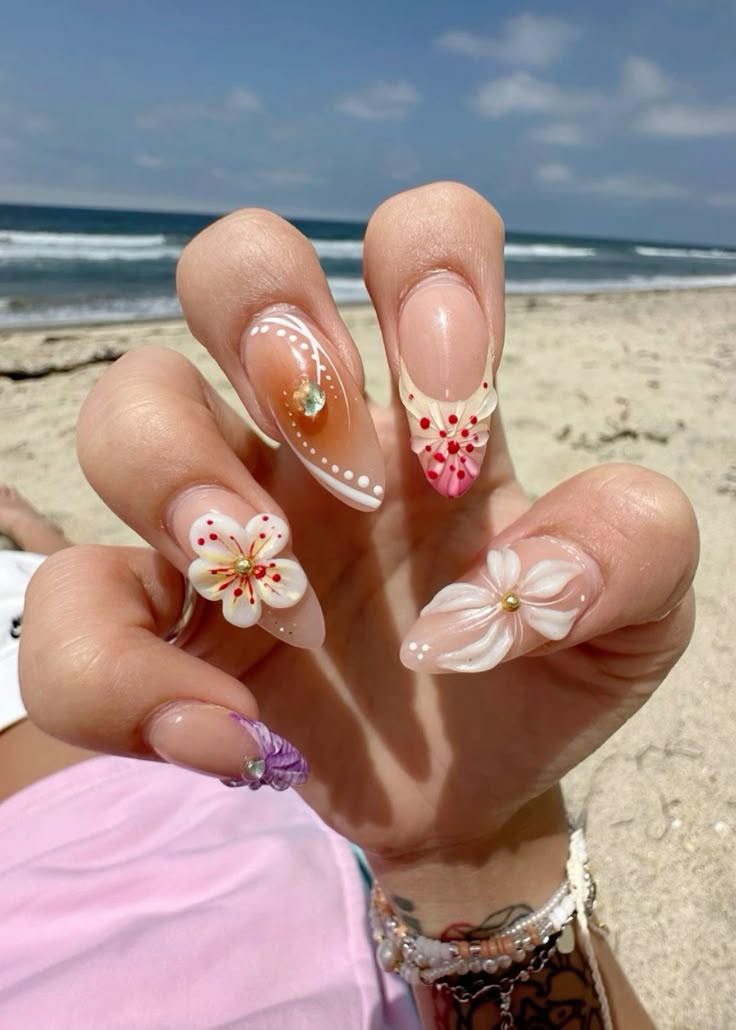 25 ไอเดียทำเล็บไปทะเลสวย ๆ สีสันสดใสคัลเลอร์ฟูล คุมธีมซัมเมอร์! 1