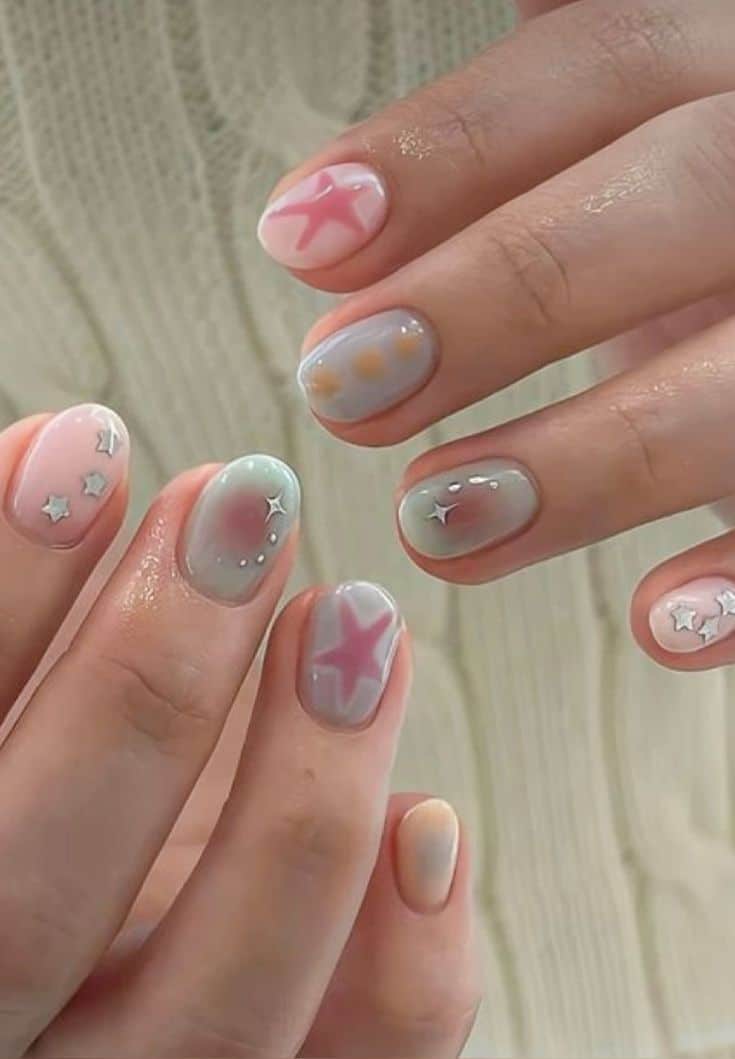 25 ไอเดียทำเล็บไปทะเลสวย ๆ สีสันสดใสคัลเลอร์ฟูล คุมธีมซัมเมอร์! 21