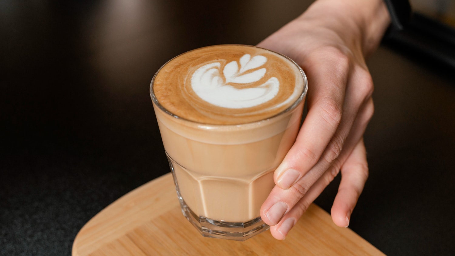 50 แคปชั่นกาแฟอารมณ์ดี สำหรับสายถ่ายแก้วก่อนดื่ม พร้อมโพสต์ลงโซเชียลได้เลย! 3