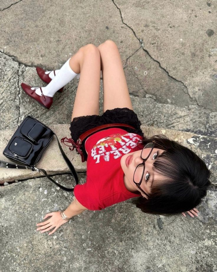 30 ไอเดียโพสท่าถ่ายรูปเซ็กซี่เบา ๆ ที่ใคร ๆ ก็ถ่ายตามได้ 7