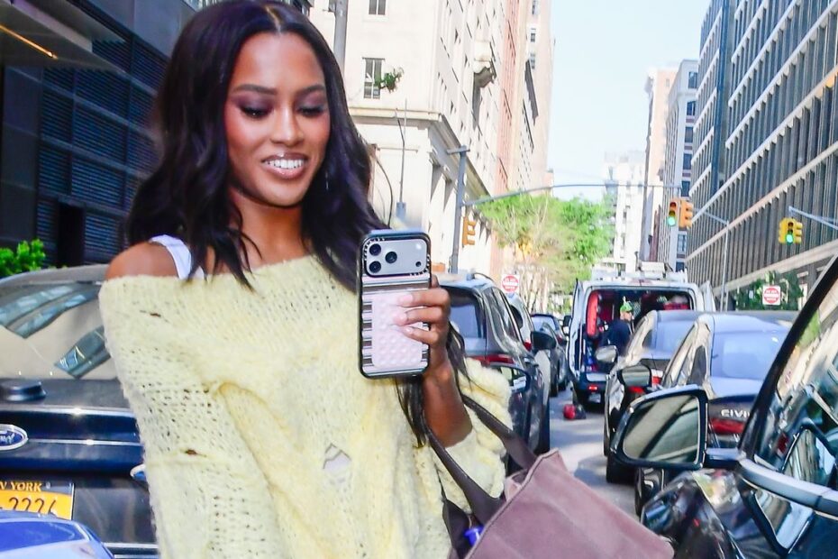 Ciara Miller Has Figured Out the Secret to Making a Comfy Travel-Day Outfit Look Cute