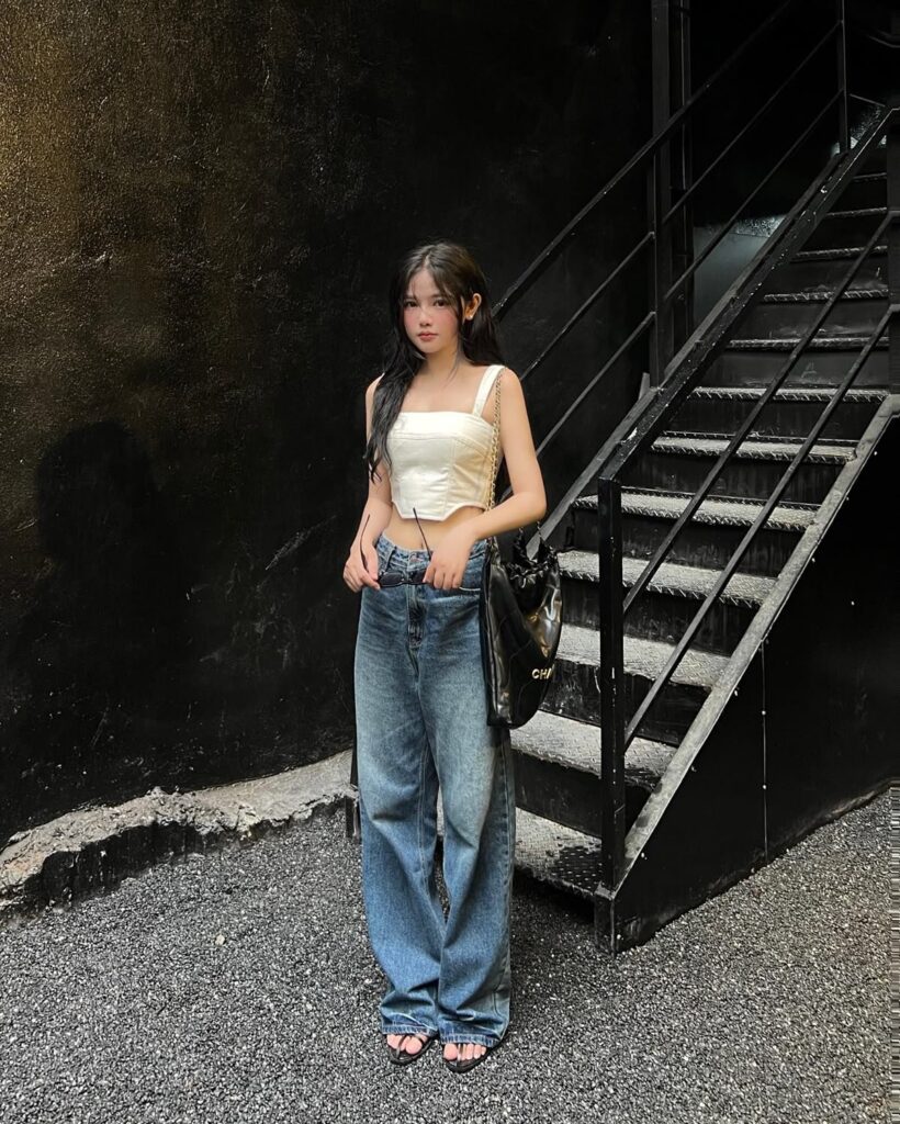 30 ไอเดียแต่งตัวไปคาเฟ่หน้าร้อน ถ่ายรูปมุมไหนก็ดูดี 8