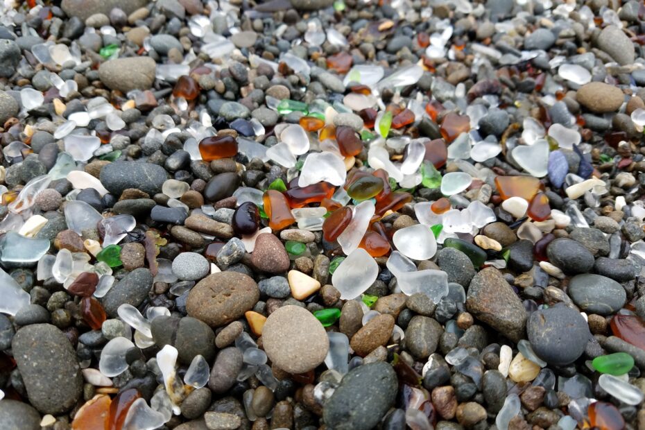 tfbweb glass 2649041 Sea Glass คืออะไร? เศษแก้วจากท้องทะเลที่เต็มไปด้วยเสน่ห์
