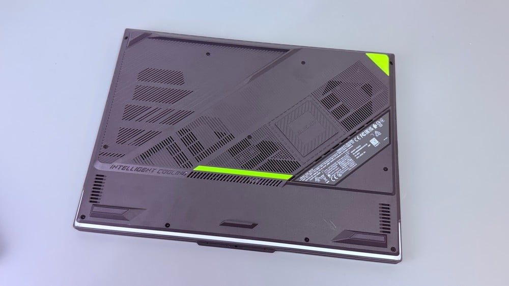 ROG Strix G16 18000001 155147 รีวิว ROG Strix G16 (G614FP) ขุมพลัง Ryzen 9 คู่ RTX 5070