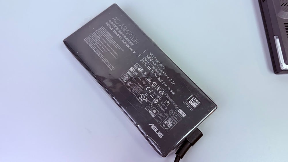 ROG Strix G16 18000002 155150 รีวิว ROG Strix G16 (G614FP) ขุมพลัง Ryzen 9 คู่ RTX 5070