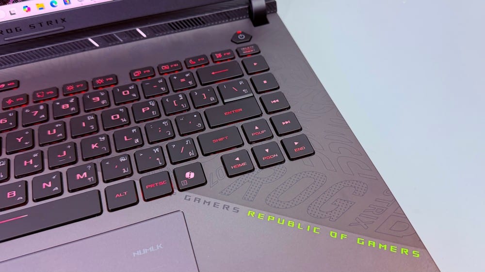 ROG Strix G16 18000012 155248 รีวิว ROG Strix G16 (G614FP) ขุมพลัง Ryzen 9 คู่ RTX 5070
