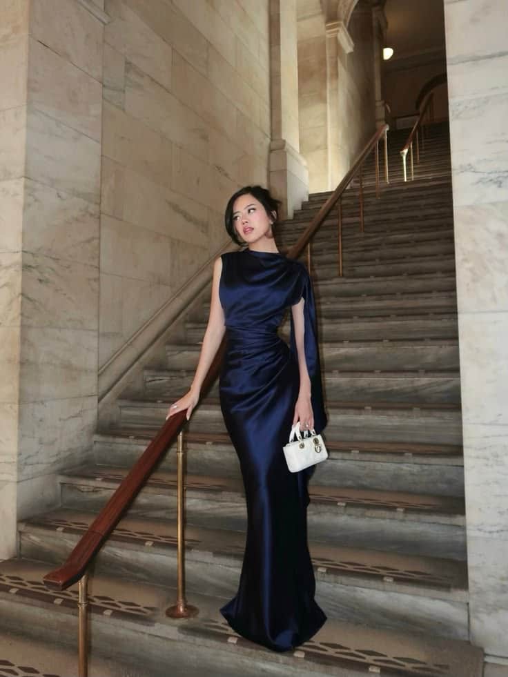 20 ไอเดียชุดไปงานแต่ง สวยหรู ดูดี ที่สาว ๆ ต้องกดเซฟ! 3