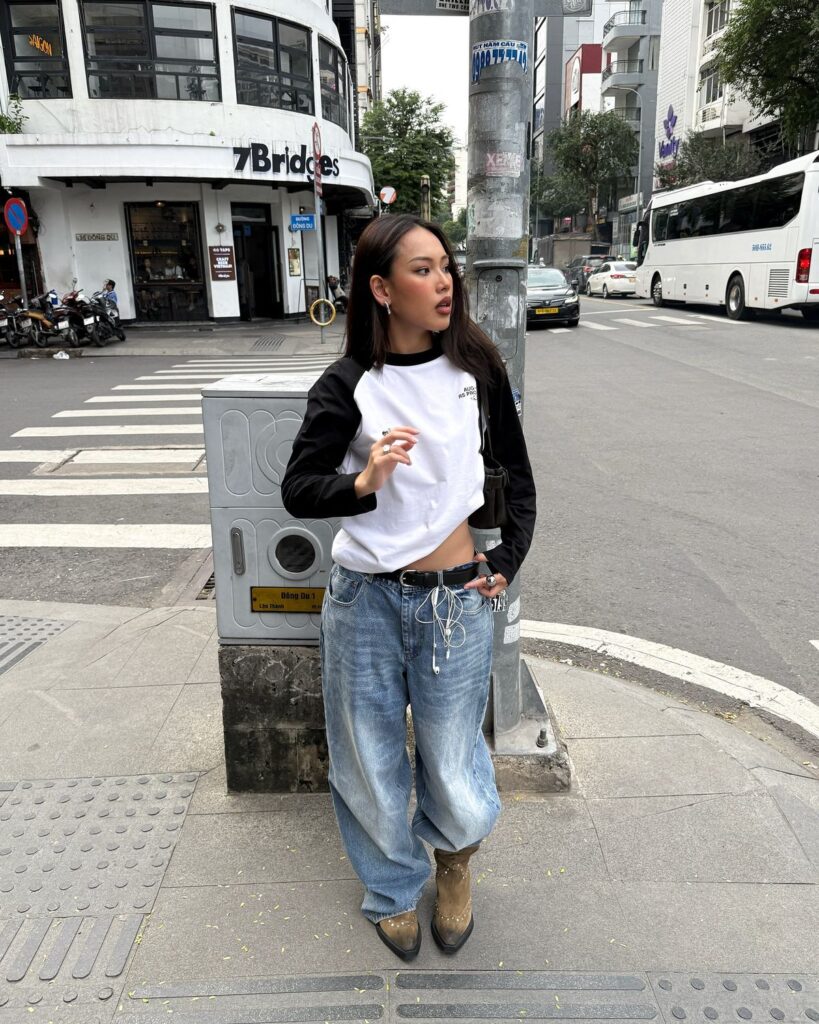 น้อยแต่มาก! 20 ไอเดียแต่งตัวด้วยเสื้อ Raglan Sleeves 17